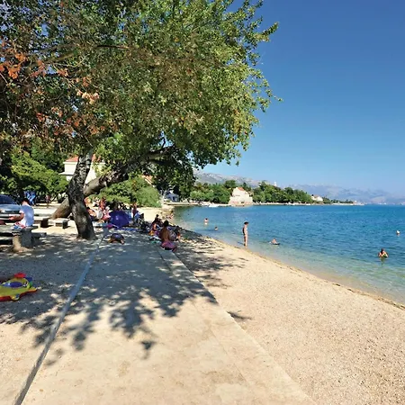 Beautiful In Kastel Luksic With Wifi Apartment Kastela